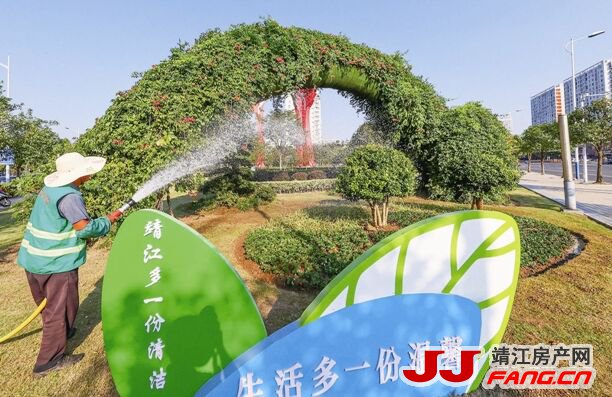 花卉“换新” 扮靓靖江城市